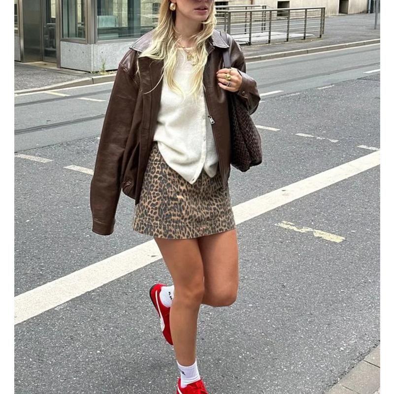 Fall and Winter New Women's Clothing French Retro Leopard-Print Slim-Fit A- Line Short Skirt (with Safety Pants Inside)