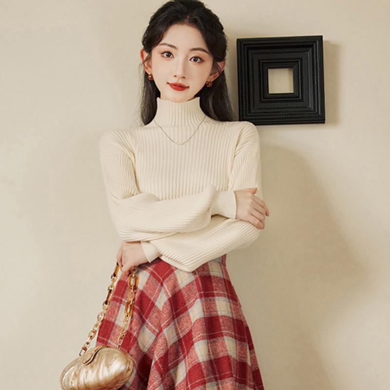 Dámský pletený svetr s vysokým límcem a vlněná áčková sukně Sweet Salt Style Podzim/Zima 2024