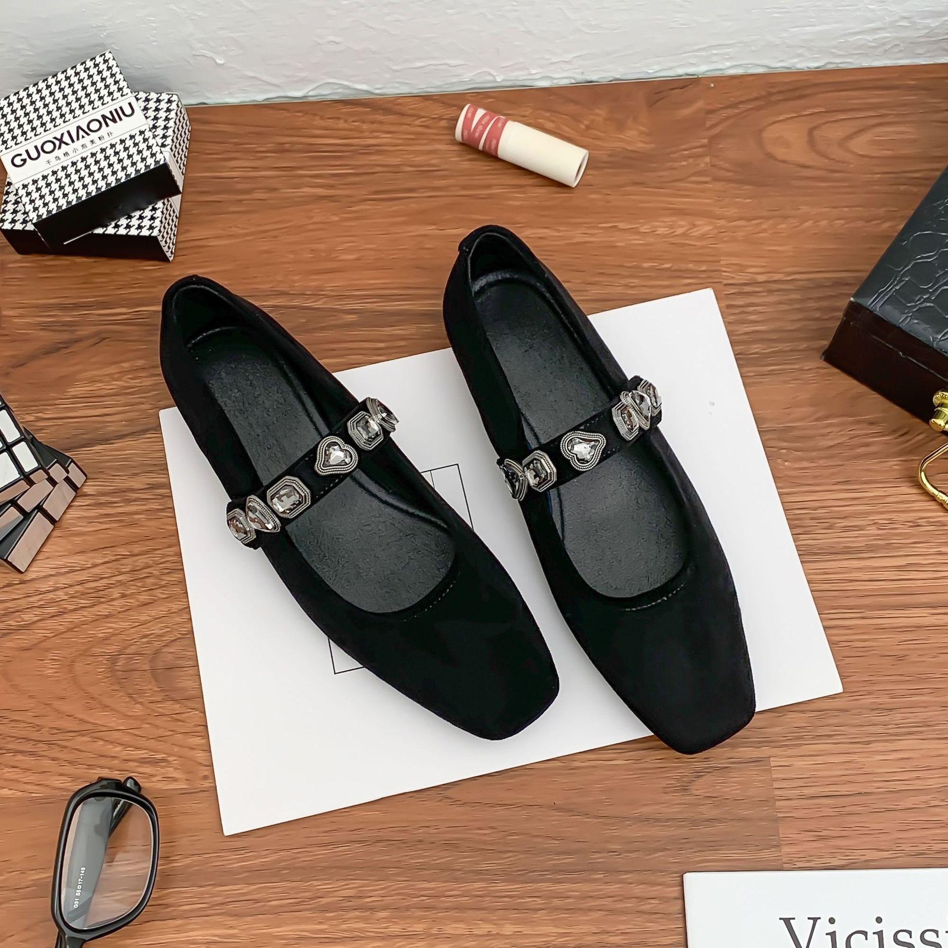 

Виноградные туфли-мамы в стиле ретро, женские повседневные туфли со стразами, нишевый дизайн, квадратный носок, туфли с леопардовым принтом, женская обувь Хуэйчжоу 40 чёрный