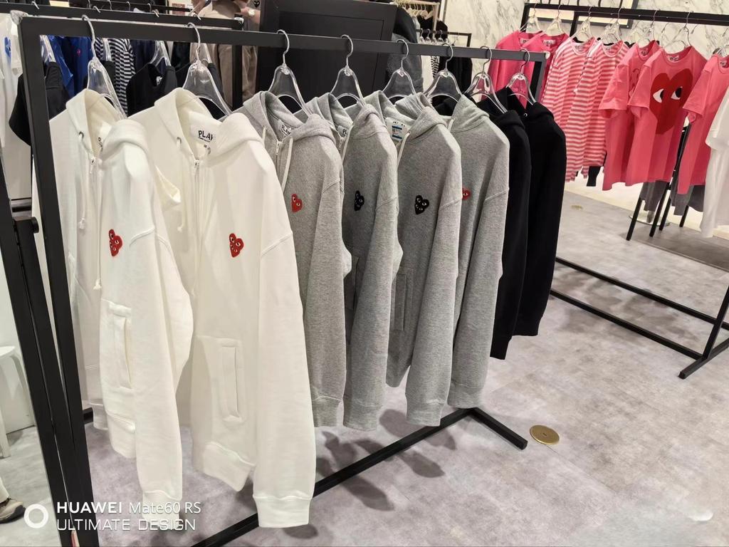 Chuan Jiu 2024 A/W Heart Hoodie: Unisex Stand Collar Zipper Pullover with Drawstring Hood