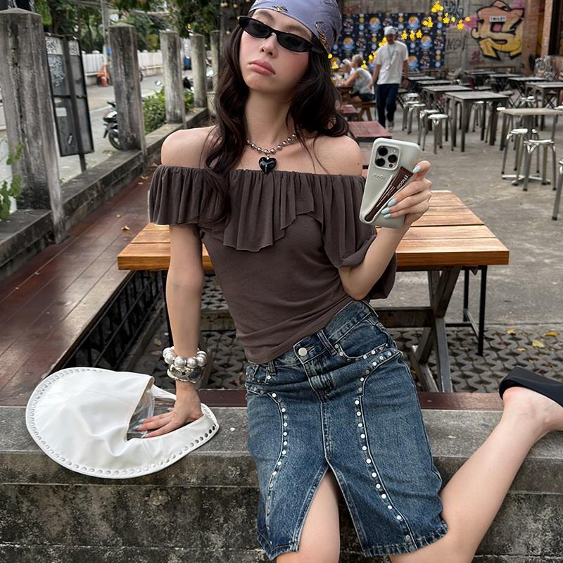 

Irregular Pure Desire Off-shoulder Ruffle Waist-cinching T-shirt One Size кавовий