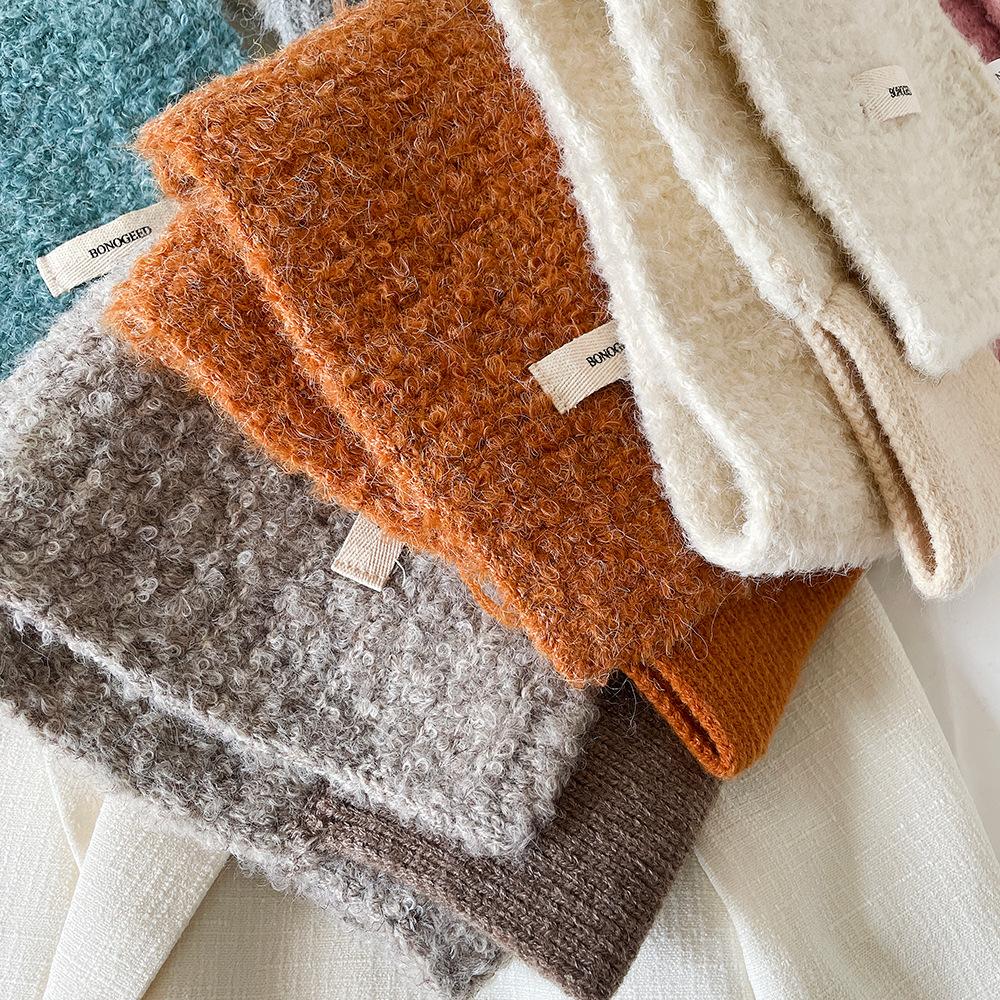 Winter knitted wool small ear scarf women's new high-end color simple relaxation with small scarf