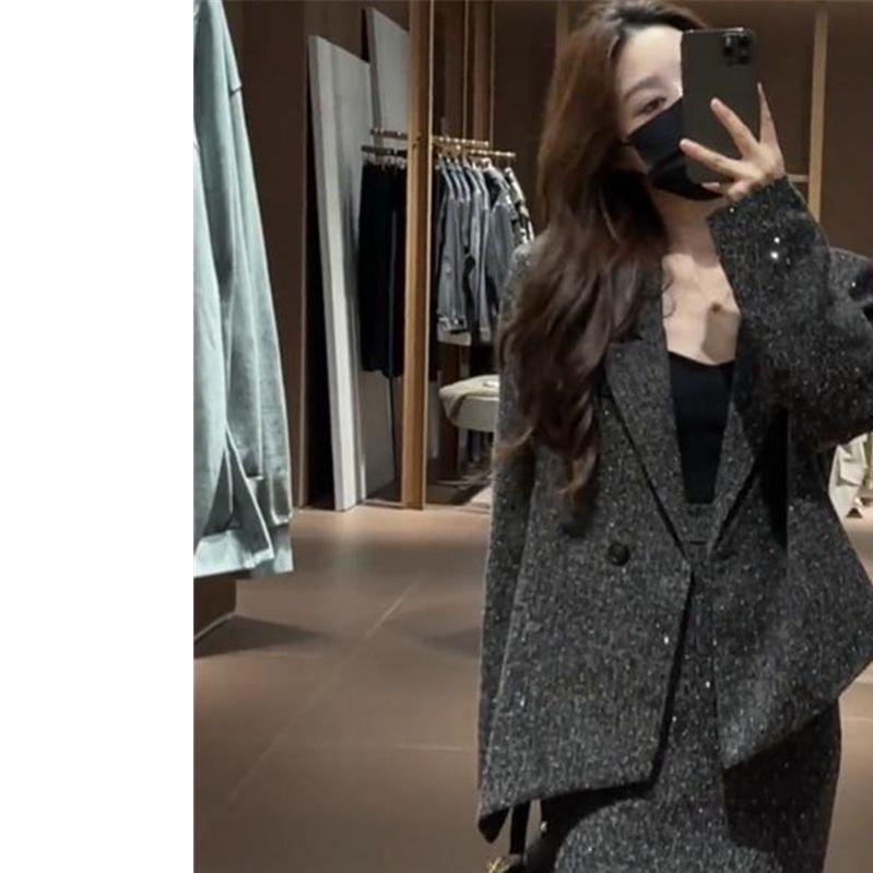 2025 Spring High-End Women's Sparkling Suit Jacket & Slimming Slit Midi Skirt Set