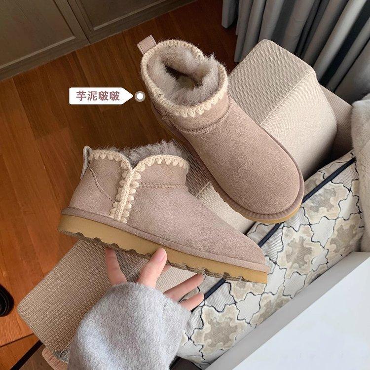 Snow boots women's winter fur integration 2025 new velvet cotton shoes thickened warm northern bread shoes women's shoes