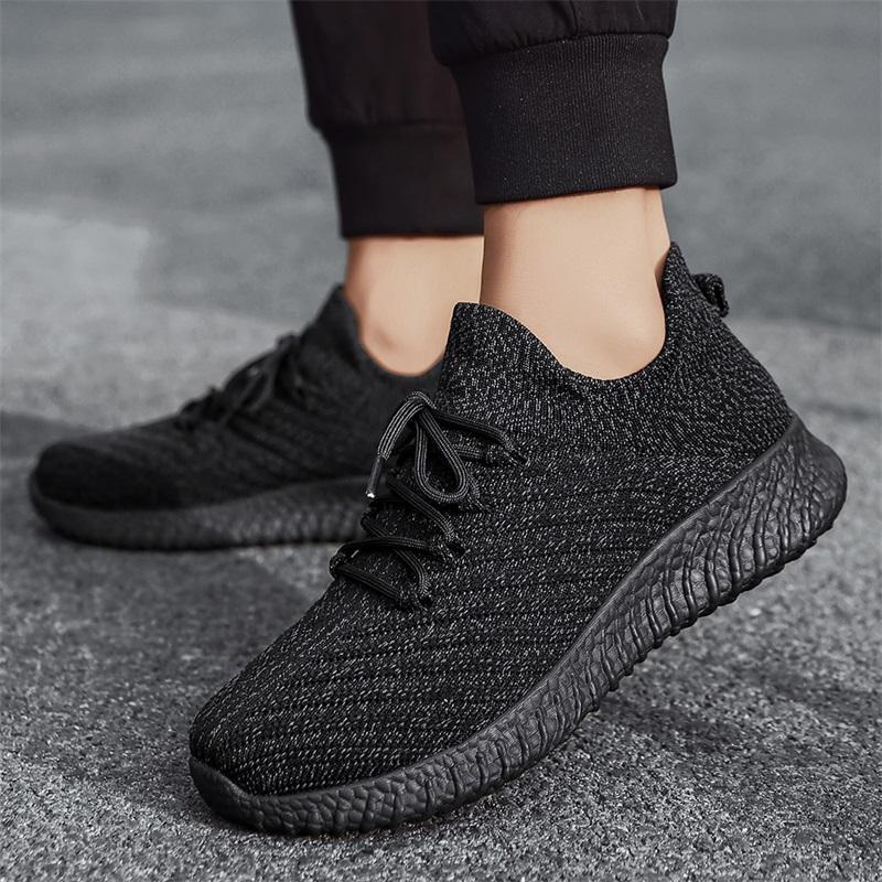 Large Size Fashionable Breathable Lightweight Sports Flying Mesh Shoes Outdoor Hiking Shoes Socks Shoes Sports Casual Men's Shoes