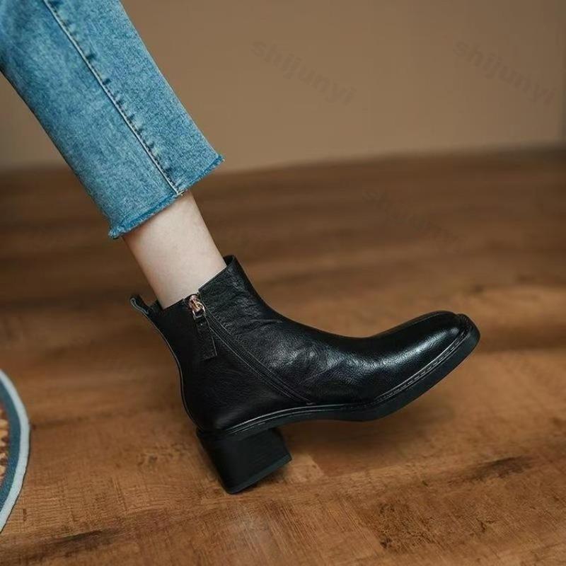 Women Ankle Boots , Spring Autumn Britain Square Toe Short Boot Ladies Casual Low Heel Shoes Fashion Leather Shoe Botas