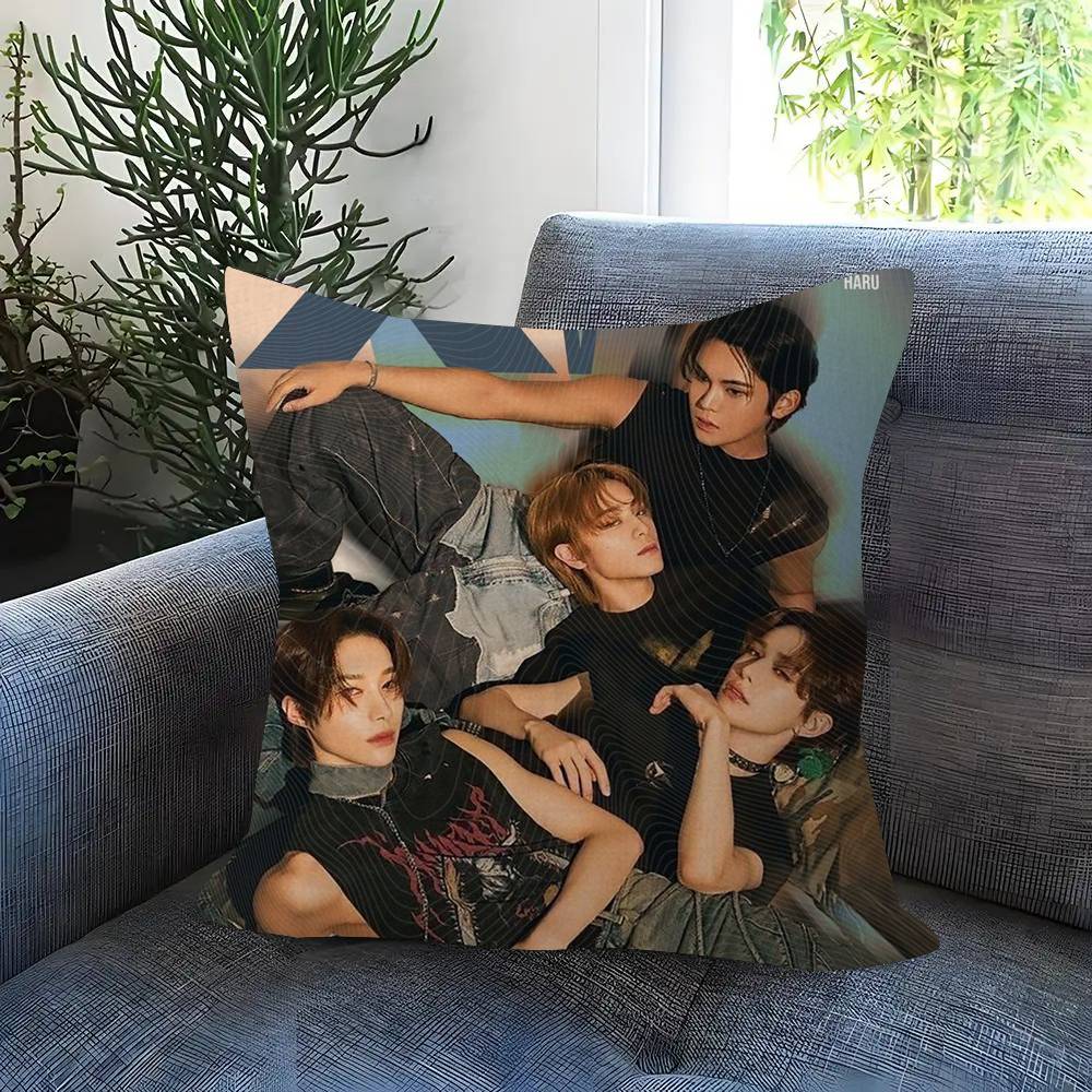 Pillow Gift Home Office Decoration Bedroom Sofa Car Cushion Cover Case 45X45 Popular Kpop Style Group X-Xlov Vintage
