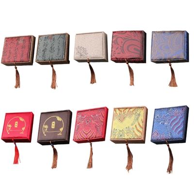 Handmade Linen Fabric Jewelry Organizers Bracelet Storage Box for Portable Protective Storage of Bracelets and Beads