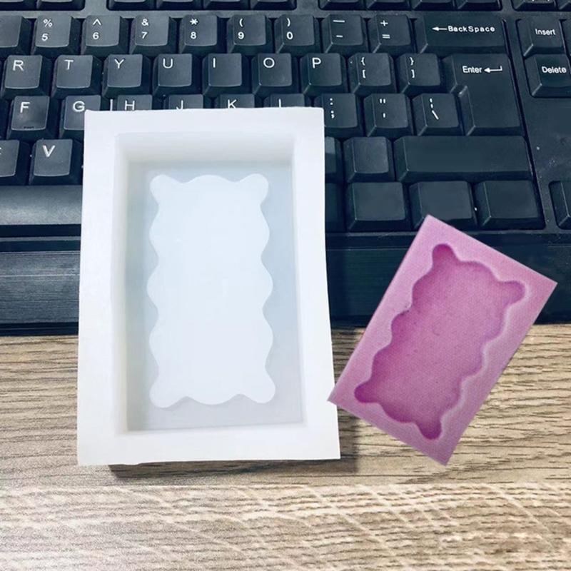 3D Bear Door Frame Candle Silicone Mold for DIY Hand-made Candle Ornaments Mould Handicrafts Making Tool Baking Mold