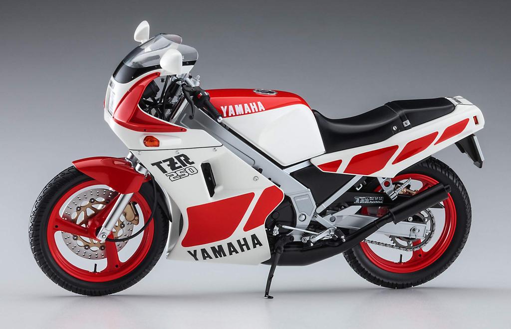 Plastikový model motocyklu Hasegawa řady Yamaha BK11 v měřítku 1/12 TZR250.(1KT)