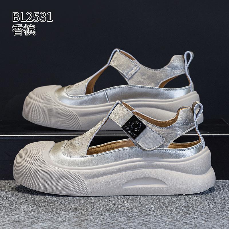 Sandálias de verão novas com sola grossa, bico de bolsa, sapatos de cobertura de leite, ocos, respiráveis, casuais retrô, sapatos de plataforma