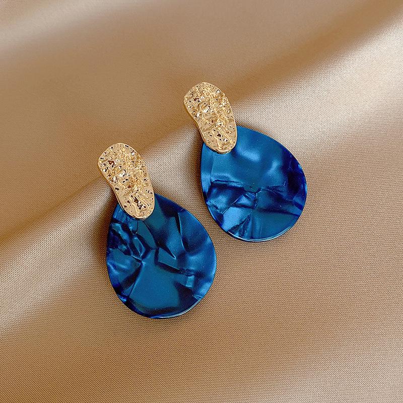 

Silver Needle Retro Acrylic Pleated Water Drop Geometric Earrings for Women - European and American Fashion