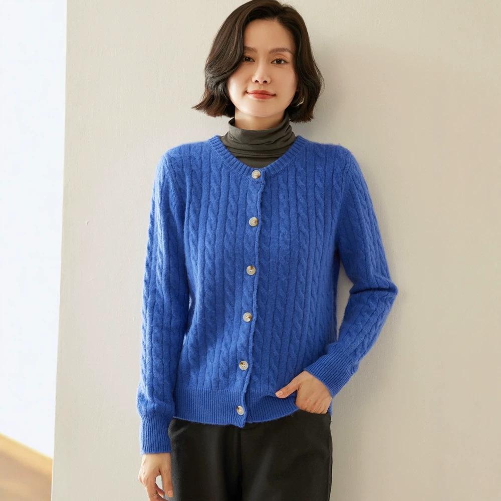 Lauren Chunky Knit Cardigan: Women's Autumn Winter Cashmere Jacket, Round Neck, Simple & Fashionable Sweater.