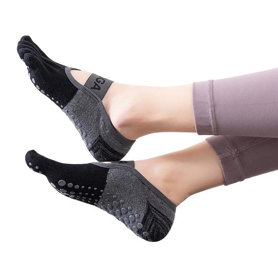 1 Pair Women Yoga Socks Non-Slip Bottom Five Toe Socks Ballet-Style Design Studio Exercise
