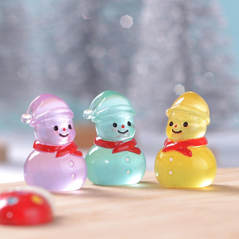 Christmas Cute Glow-in-the-dark Little Snowman Snow Scene Ornament Desktop Decoration Accessory