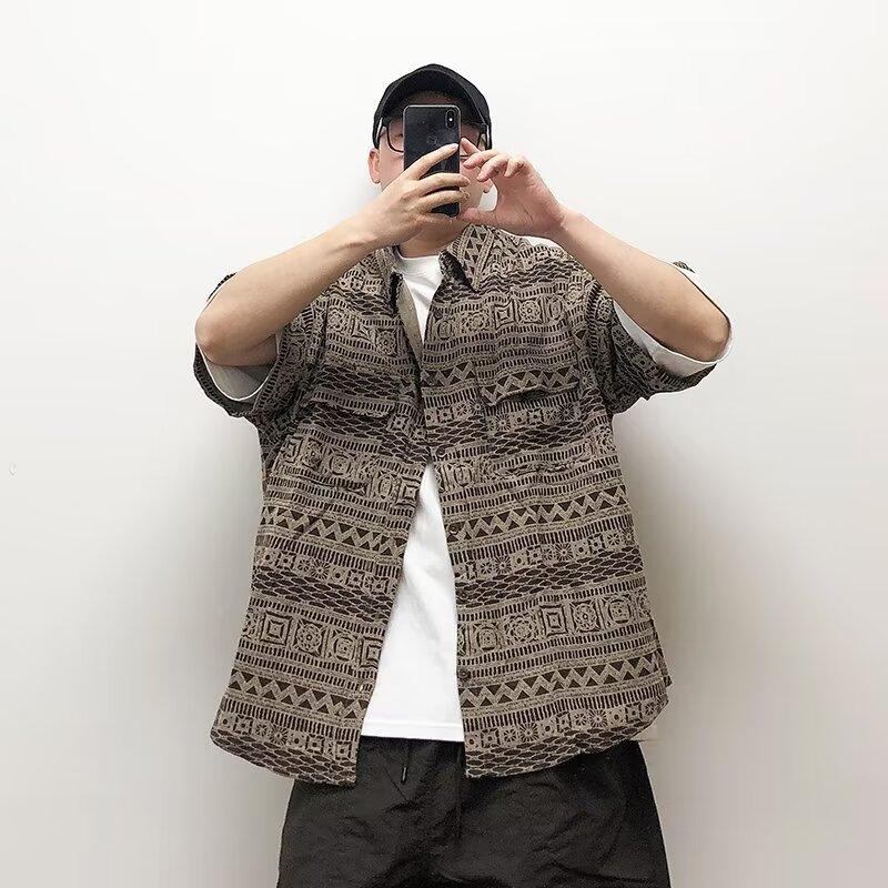 Nuova T-shirt a Maniche Corte da Uomo per l'Estate, Tendenza Stile Coreano, Semplice Top a Mezza Manica, T-shirt di Marca Casual e Ampia Stile Hong Kong