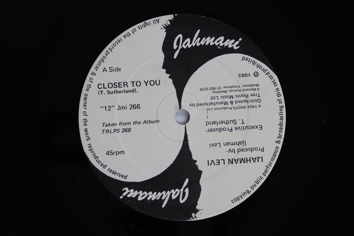 

12inch Record IJAHMAN LEVI - Closer To You / Praises In Strange JMI266 JAHMANI 1982 UK Reggae, Ska & Dub Used