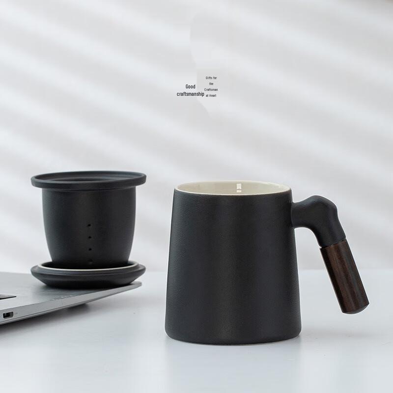 Tao Zhide Ceramic Tea Infuser Mug