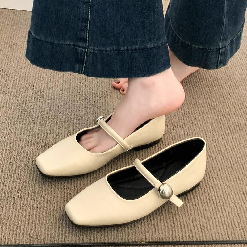 Black single shoes women's 2025 new spring and summer low-heeled flat-soled small leather shoes French Mary Jane women's shoes with skirts