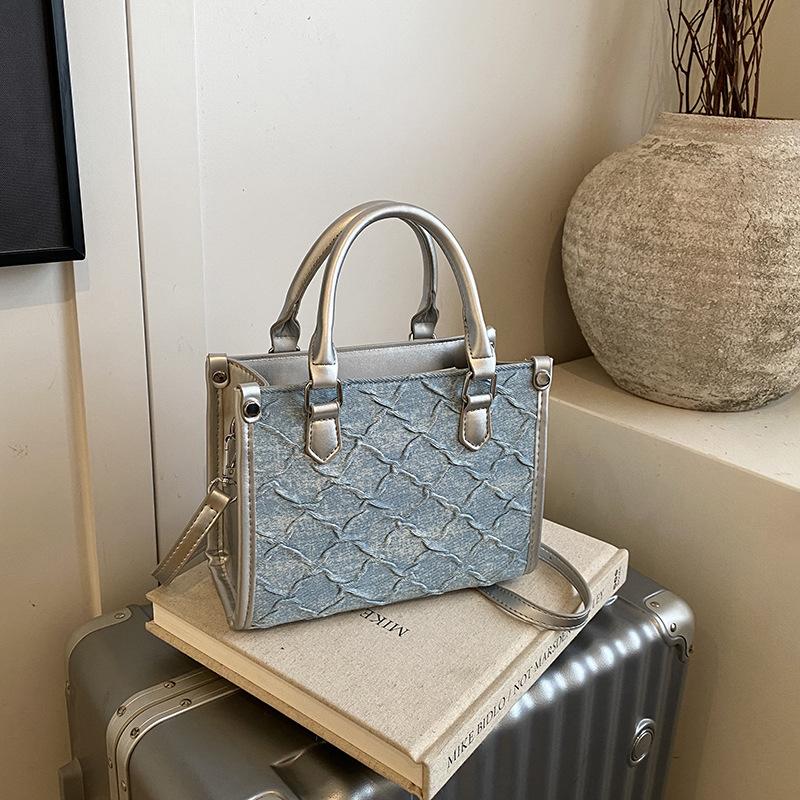 

Летняя нишевая сумка женская новая популярная универсальная сумка-мессенджер модная портативная маленькая квадратная сумка маленькая сумка