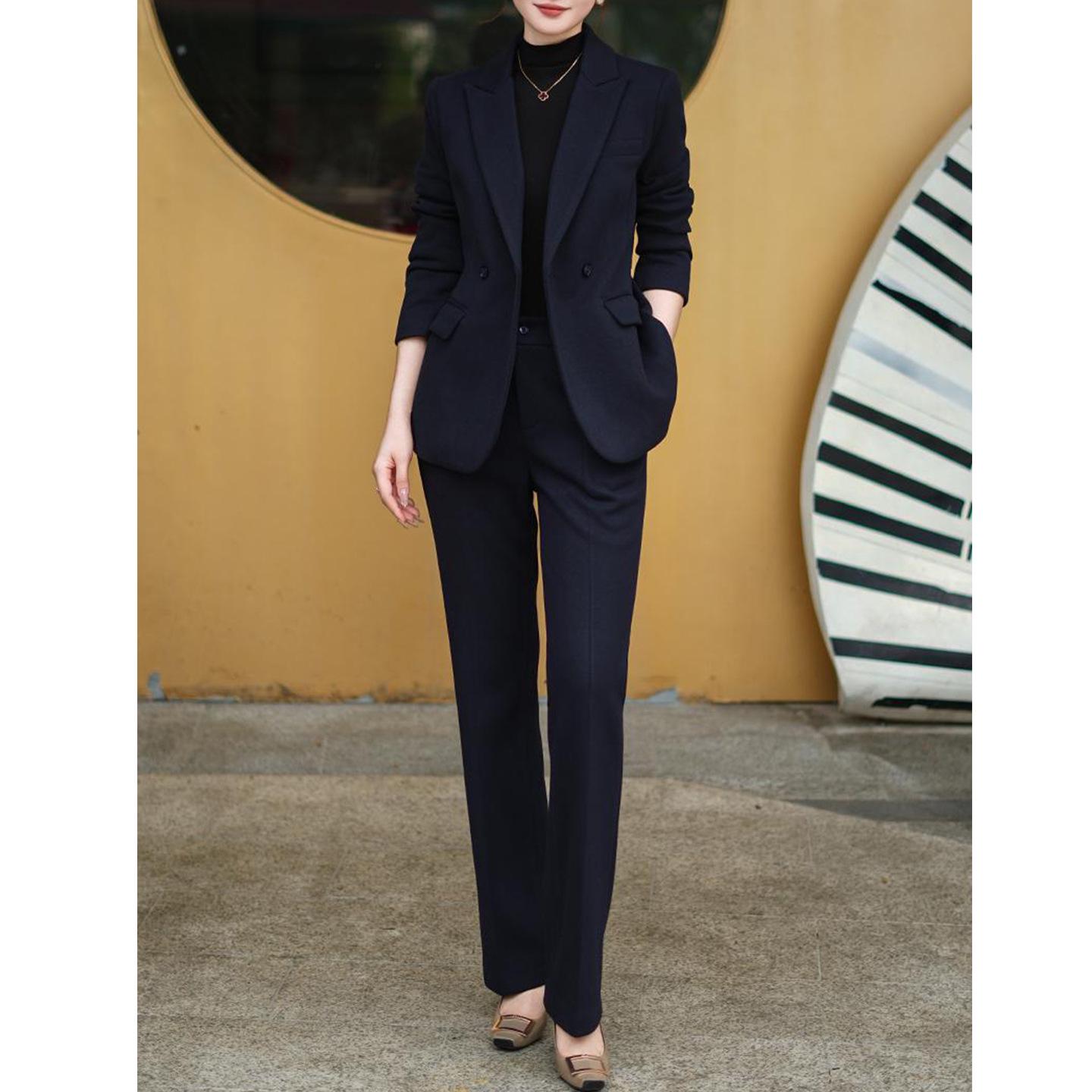 

Plus Size Women s Slimming Professional Suit Set: Skinny Pants & Blazer Two-Piece 3XL