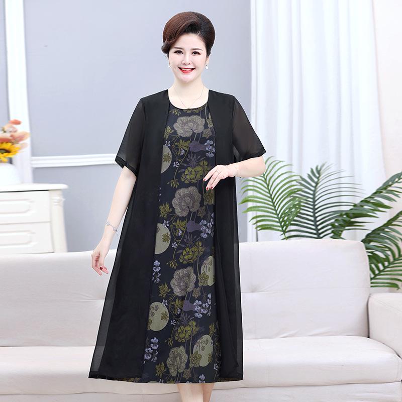 Elegant Plus Size Chiffon Patchwork Dress for Mature Women - Summer Short Sleeve, Stylish Two-Piece Look.