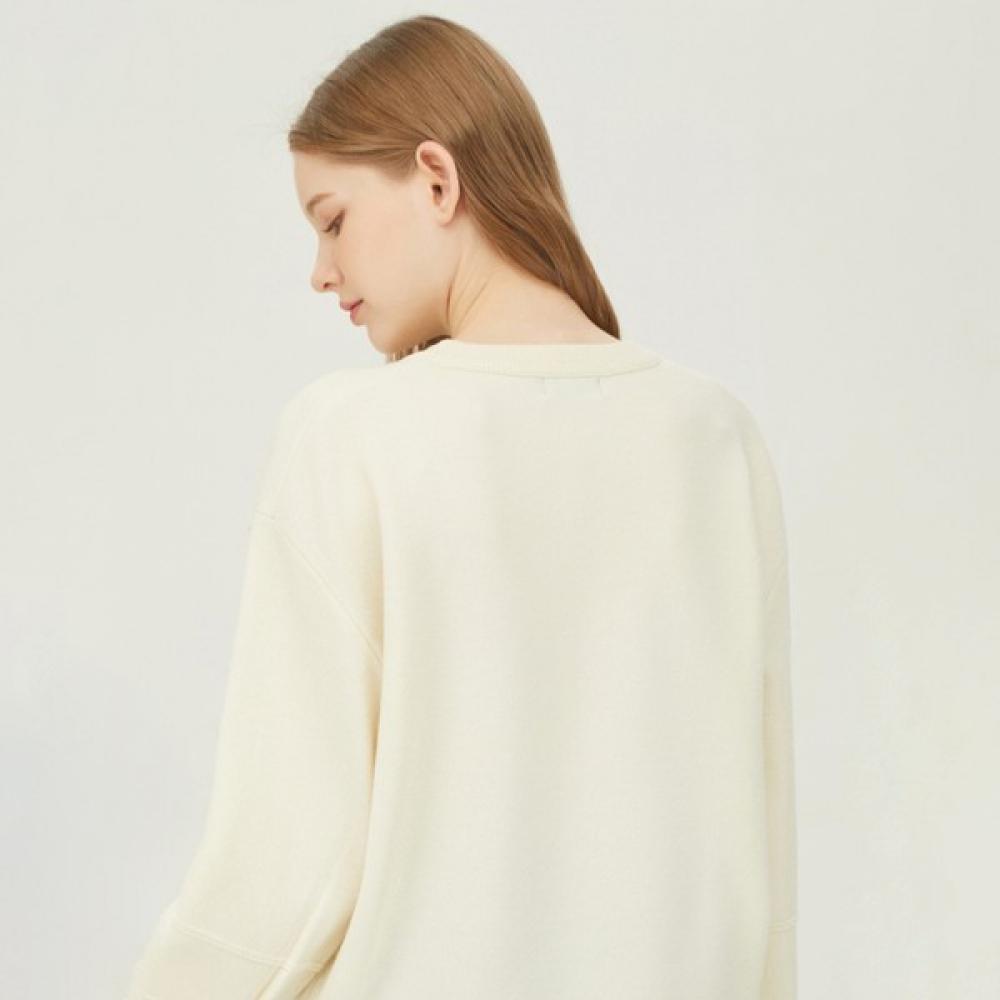 Benetton Benetton Volume Sleeve Embroidered Knit Bakp06311 Iv