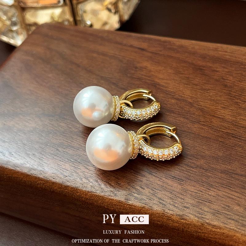 Zircon Pearl Round Ear Cuffs: Elegant Gold-Plated Light Luxury Earrings