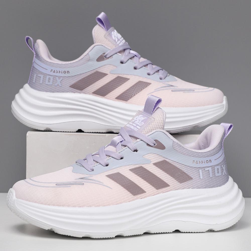 New sports shoes couple mesh breathable casual shoes outdoor sports running shoes