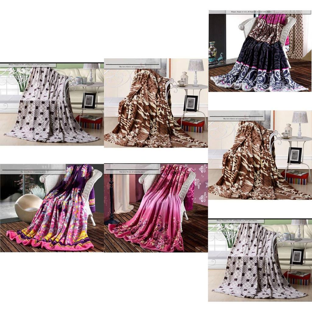 Flannel Throw Blanket With Polyester Material And Heart Pattern For Home Use