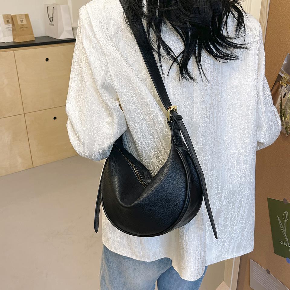 2025 Autumn/Winter Women's Versatile Soft Leather Dumpling Bag, Single Shoulder, Crossbody, Underarm Style