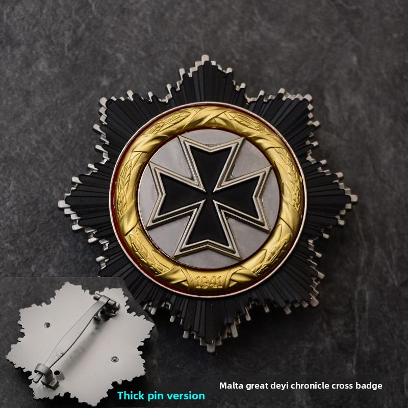 

Орден Мальты Железный крест Большая немецкая яичница Медаль Тевтонский знак