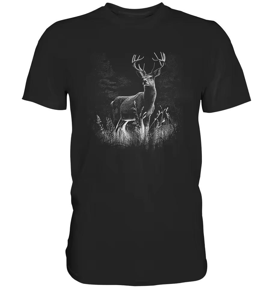 Deer Hunting Deer Gift Idea Antlers Tshirt Graphic T Shirts Retro Streetwear High-quality Crew-neck Short-sleeved Men's T-shirt
