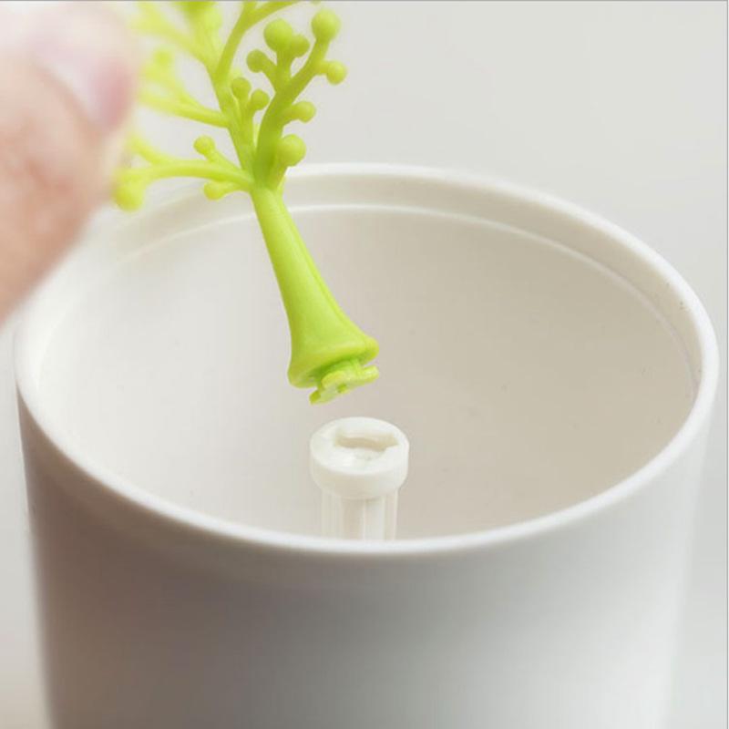 Cute Cartoon Dustproof Plastic Toothpick Holder Table Decoration Cotton Swab Case Toothpick Box Toothpick Dispenser