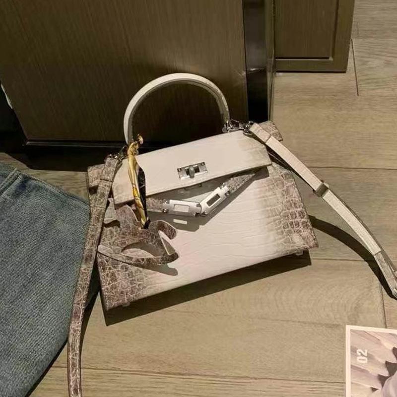

Премиум крокодиловый узор портативная гималайская платиновая сумка женская 2025 новая мода универсальная одно плечо кроссбоди