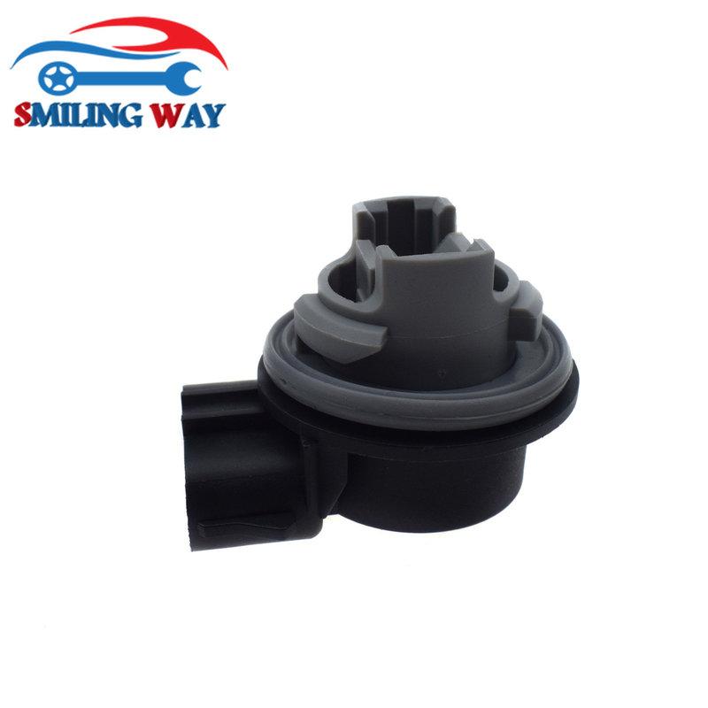 Parking Brake Turn Signal Light Lamp Connector Socket For Ford Mustang Focus Explorer Taurus Aerostar E-150 E-250 E-350 E-450