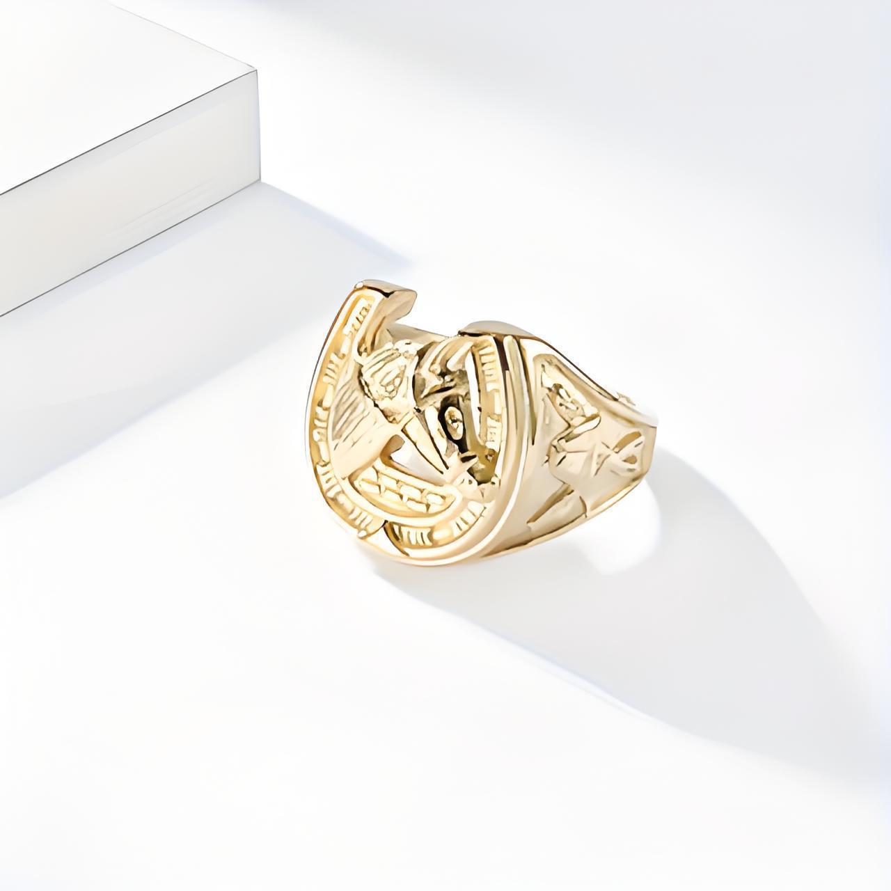 

Retro Stainless Steel Horse Head Ring for Horse Racing Enthusiasts 56MM Circumference-US Size 8