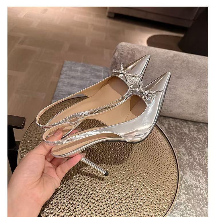 

Fashion Hot Selling 2025 Summer Beige Heeled Sandals Comfort Shoes for Women Pointed Spring Low Elastic Band New Bow High Closed Rhine 35 серебряный