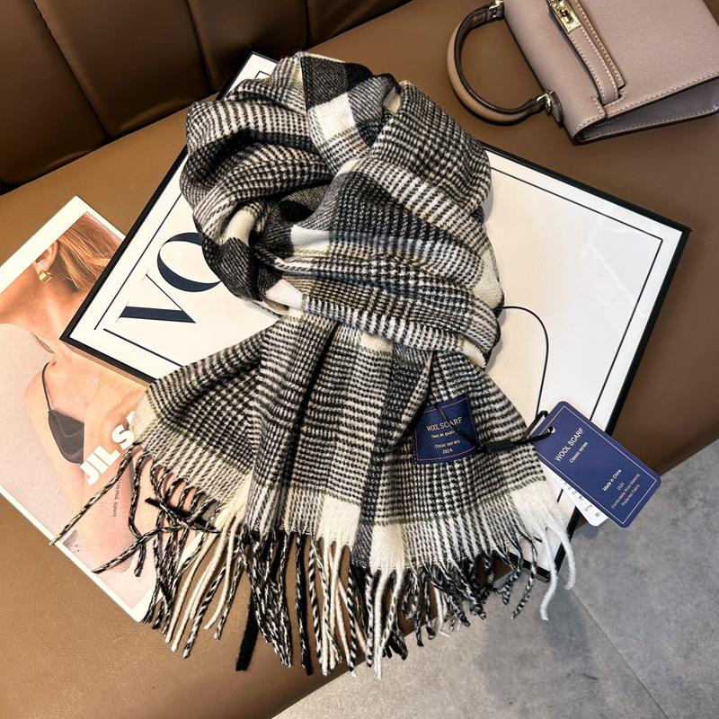 Autumn and Winter New Blended Scarf Women's British Versatile Plaid Scarf Couple Warm Thickened Fringed Shawl