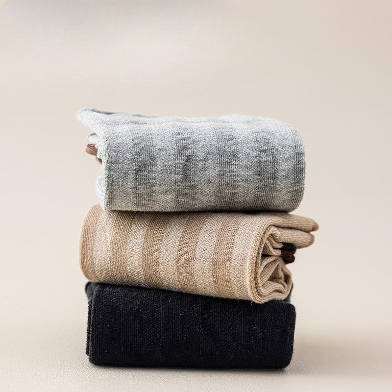Color-blocked Two-finger Socks for Women, Mid-calf Socks, Cute Vertical Striped Thumb and Toe Split-toe Socks for Girls, Sheep's Hoof