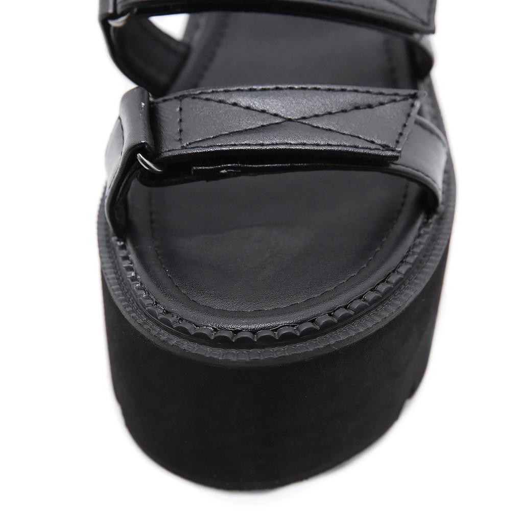 2024 Winter 8cm Heels New Summer Holiday Trend The Bottom Of The Sponge Cake And The Sandals LHX