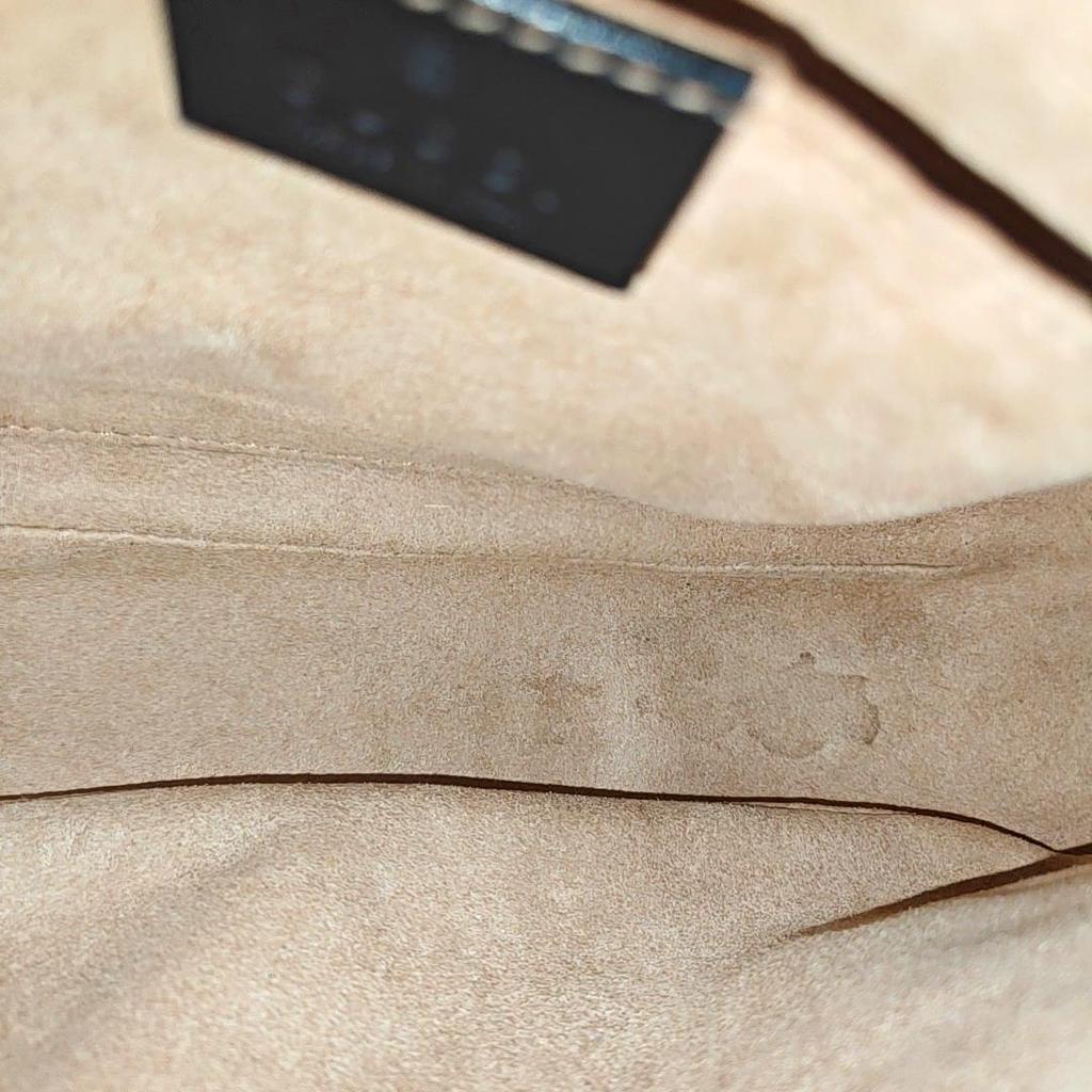 [Usato] Borsa a Spalla Gucci GG Marmont Piccola Matelassé 'Nero' - Ottime Condizioni #L8Z1FJ
