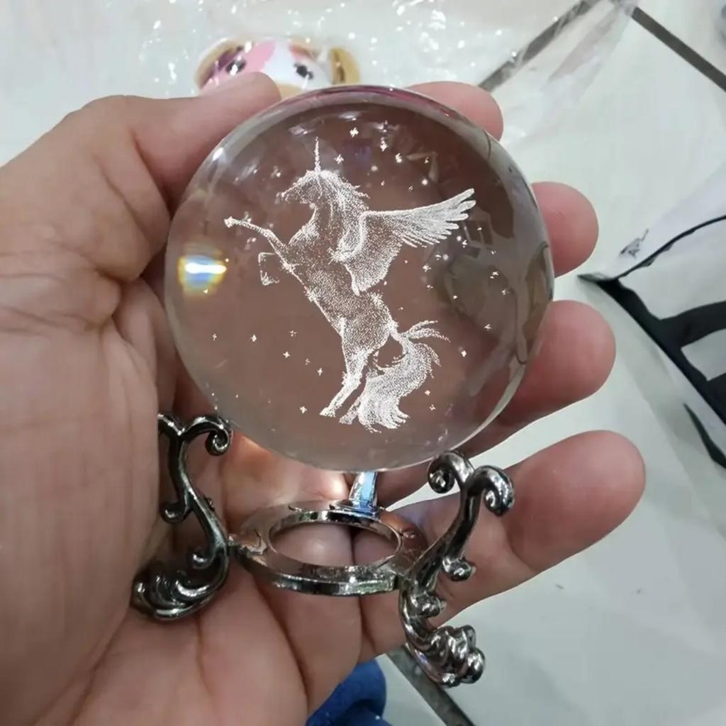 One Unicorn Crystal Ball Decoration, Birthday Gift Glass Ball, a Home Decoration with a Base, a Birthday Gift for Girlfriend, Co