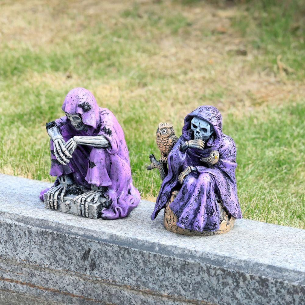 Spooky Halloween Small Ornaments Skeleton Resin Festival Ornaments  Easter Decor