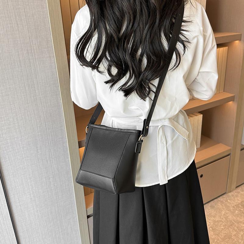 Trendy Women's Pu Bucket Bag Stylish Stitch Detail Fashionable Shoulder Bag For Summer