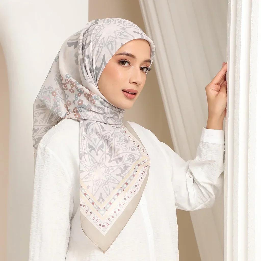110*110cm Neuer Damen quadratischer Nationaler Schal Malaysia Baumwolle Druck Voile Kopftücher Bandana Foulard Femme Muslimisches Kopftuch Schal