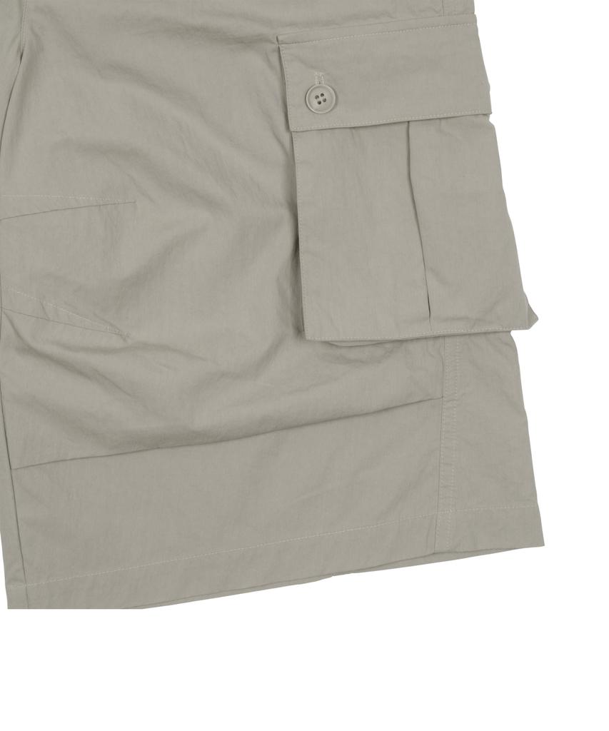 THE COLDEST MOMENT Tcm Easy Cargo Half Pants (Grey Beige)
