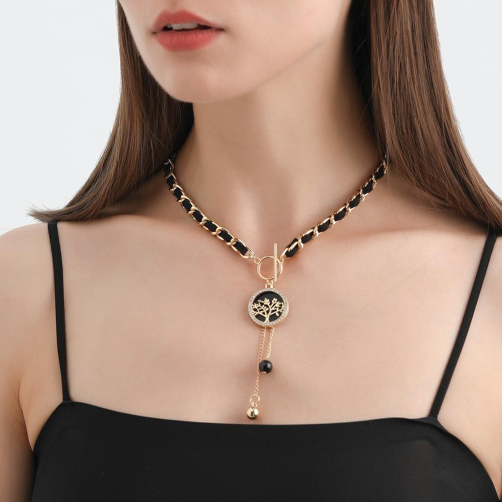 Wrapped Flannel Black Love Fritillary Necklace Women's Cold Wind Collarbone Chain Fringed Necklace