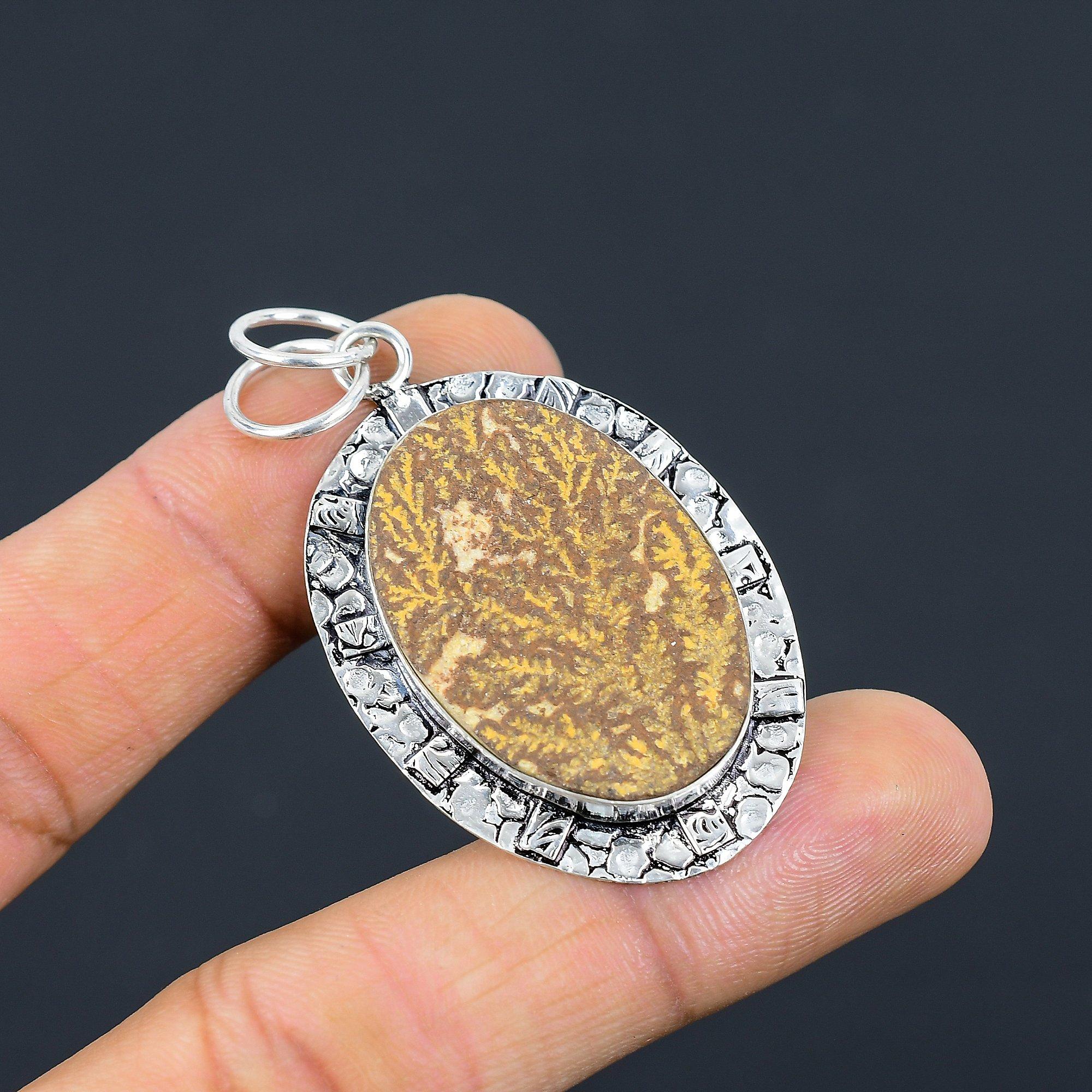 

Сделка ко Дню женщин Псиломелан Дендрит Камень 925 Серебро Ручная работа Безель Новый Подвеска