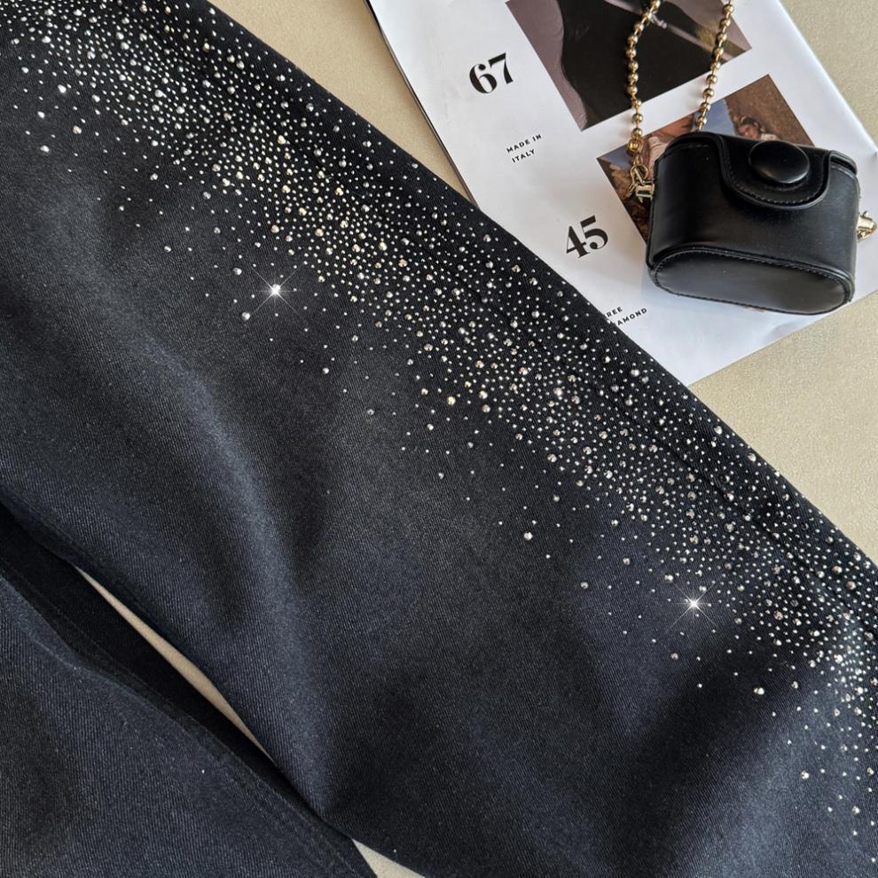 Li Wanjun Korean Style High-Waist Straight Leg Slimming Denim with Large Particle Rhinestones
